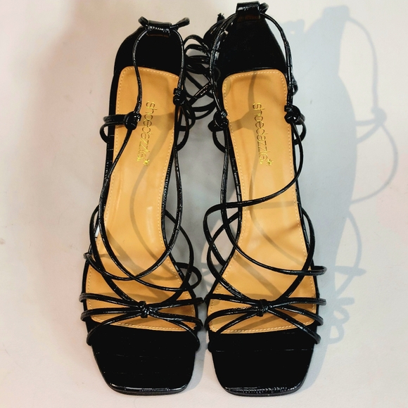 Shoedazzle black patent Dimona heeled sandal, 9.5, NWT - Picture 7 of 13